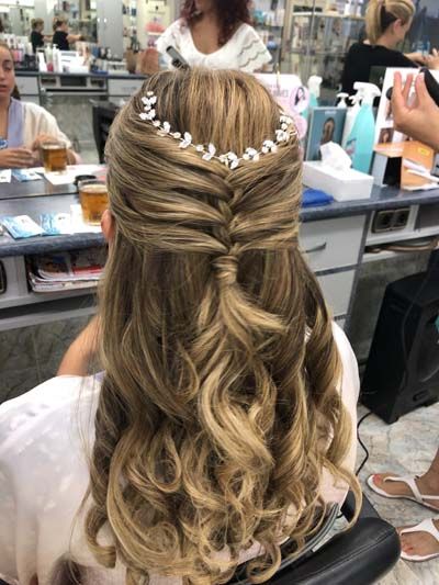 Peinado de ceremonia para mujer